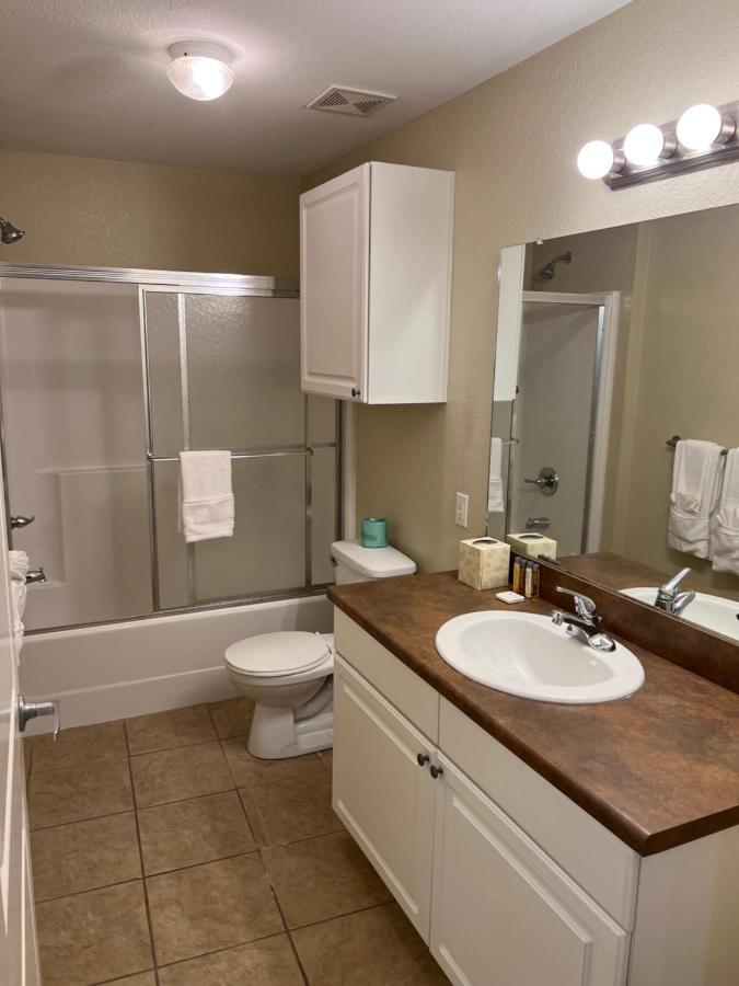 Washburn Hotel Suites Topeka Eksteriør billede